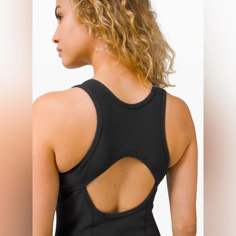 Lululemon Brunch and Back Dress in black, Sz 2 - Picture 4 of 16